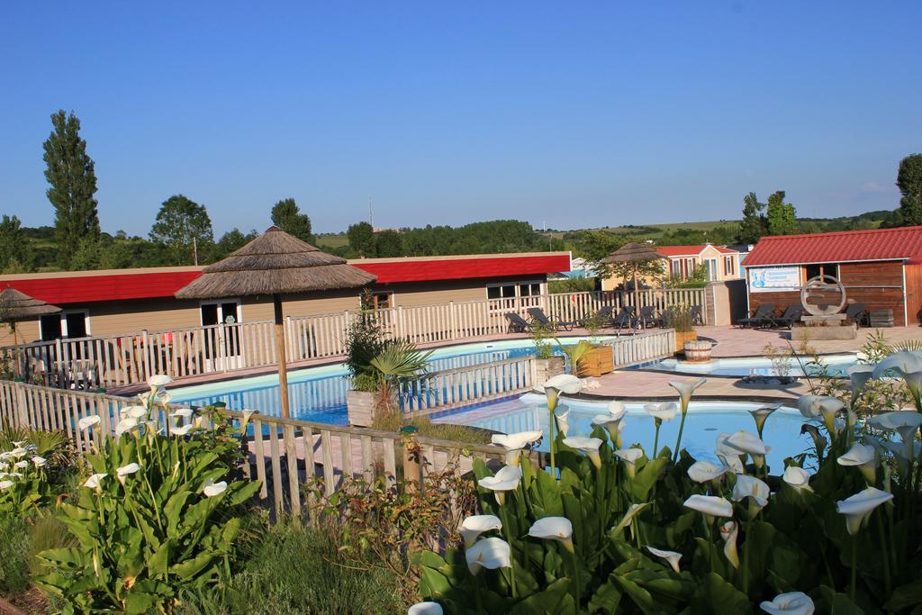 Camping Le Marqueval Pourville-sur-Mer Exterior photo