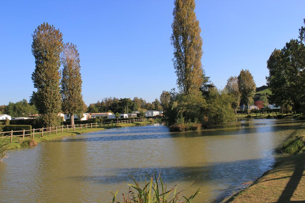 Camping Le Marqueval Pourville-sur-Mer Exterior photo