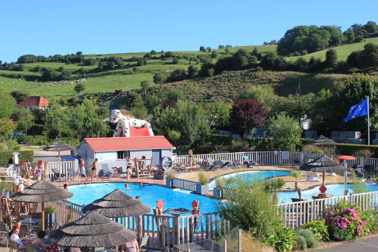 Camping Le Marqueval Pourville-sur-Mer Exterior photo